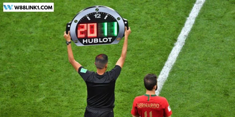 Cá độ với kèo cược thay người cần có kỹ thuật soi kèo khôn ngoan. 